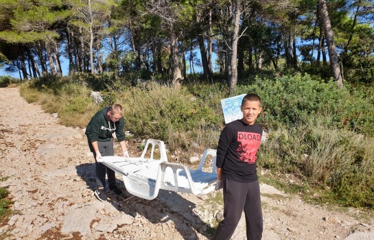 Održana akcija čišćenja plaže Pilatuša u Pakoštanima